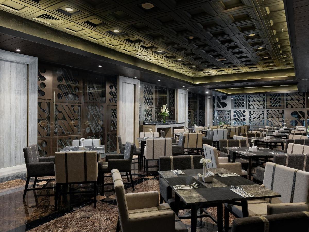 فندق Royal Malioboro By Aston يوغياكارتا المظهر الخارجي الصورة