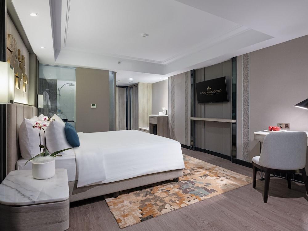 فندق Royal Malioboro By Aston يوغياكارتا المظهر الخارجي الصورة